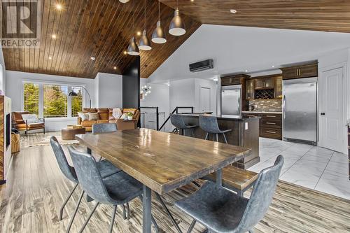 444 Maddox Cove Road, St. John'S, NL - Indoor Photo Showing Dining Room