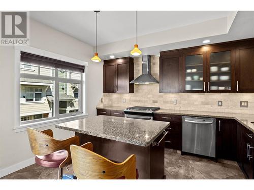 576 Nicola Street Unit# 1, Kamloops, BC - Indoor Photo Showing Kitchen With Stainless Steel Kitchen With Double Sink With Upgraded Kitchen