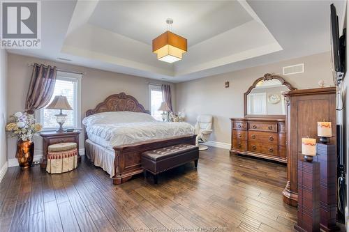 374 Evergreen Drive, Lakeshore, ON - Indoor Photo Showing Bedroom