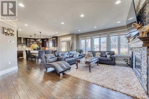 374 Evergreen Drive, Lakeshore, ON - Indoor Photo Showing Living Room With Fireplace