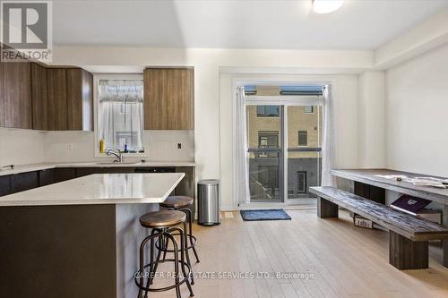 1371 Gull Crossing, Pickering (Bay Ridges), ON - Indoor Photo Showing Kitchen With Upgraded Kitchen