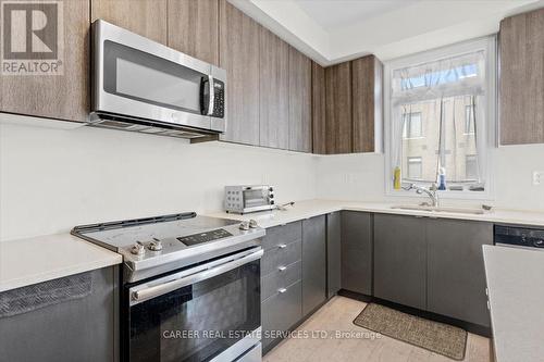 1371 Gull Crossing, Pickering (Bay Ridges), ON - Indoor Photo Showing Kitchen