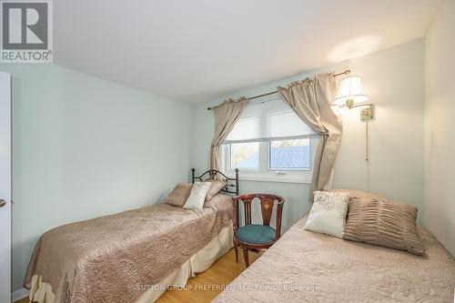 1 Roland Lane, London, ON - Indoor Photo Showing Bedroom