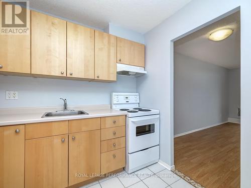 1805 - 1785 Frobisher Lane, Ottawa, ON - Indoor Photo Showing Kitchen