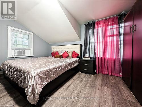 55 ½ Welland Avenue, St. Catharines, ON - Indoor Photo Showing Bedroom