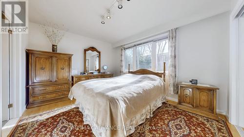 15 Foxwarren Drive, Toronto, ON - Indoor Photo Showing Bedroom