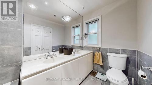 15 Foxwarren Drive, Toronto, ON - Indoor Photo Showing Bathroom