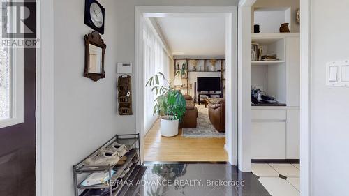 15 Foxwarren Drive, Toronto, ON - Indoor Photo Showing Other Room