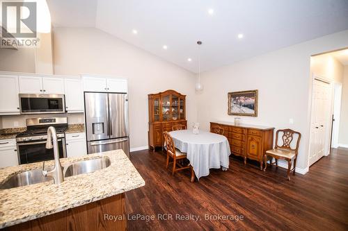 102 Broomer Crescent, Wellington North (Mount Forest), ON - Indoor Photo Showing Kitchen With Double Sink