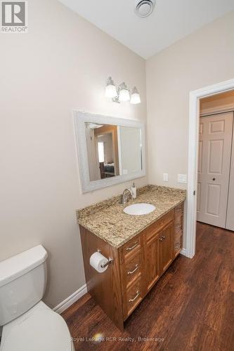 102 Broomer Crescent, Wellington North (Mount Forest), ON - Indoor Photo Showing Bathroom