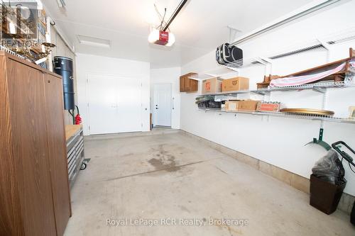 102 Broomer Crescent, Wellington North (Mount Forest), ON - Indoor Photo Showing Garage