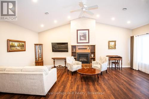 102 Broomer Crescent, Wellington North (Mount Forest), ON - Indoor Photo Showing Living Room With Fireplace