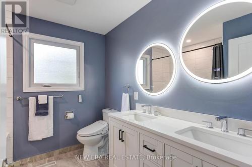 2141 Cartier Crescent, Burlington, ON - Indoor Photo Showing Bathroom