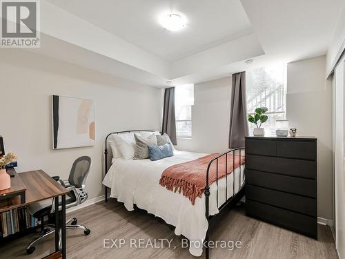 8 - 68 Winston Park Boulevard, Toronto, ON - Indoor Photo Showing Bedroom