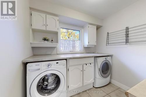 920 Glendale Court, Burlington, ON - Indoor Photo Showing Laundry Room