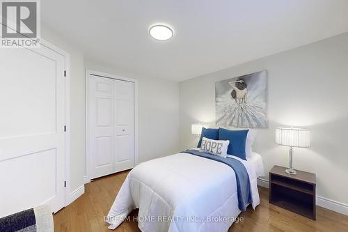 920 Glendale Court, Burlington, ON - Indoor Photo Showing Bedroom