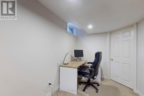 920 Glendale Court, Burlington, ON - Indoor Photo Showing Office