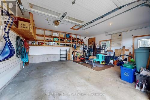 920 Glendale Court, Burlington, ON - Indoor Photo Showing Garage