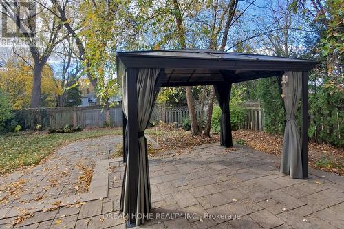 920 Glendale Court, Burlington, ON - Outdoor