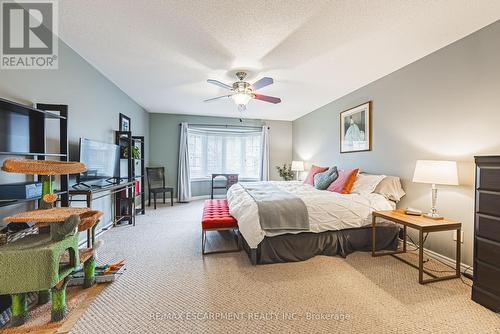 65 Glendarling Crescent, Hamilton, ON - Indoor Photo Showing Bedroom