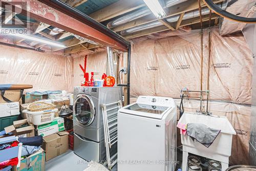 65 Glendarling Crescent, Hamilton, ON - Indoor Photo Showing Laundry Room