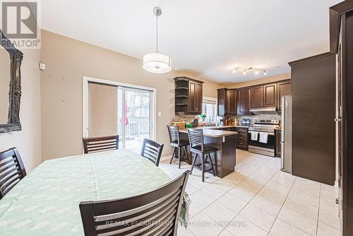 65 Glendarling Crescent, Hamilton, ON - Indoor Photo Showing Dining Room