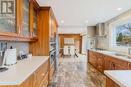 673 Inverary Road, Burlington, ON - Indoor Photo Showing Kitchen