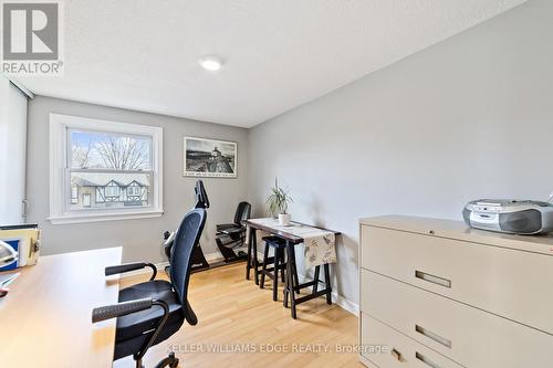 673 Inverary Road, Burlington, ON - Indoor