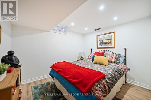 673 Inverary Road, Burlington, ON - Indoor Photo Showing Bedroom