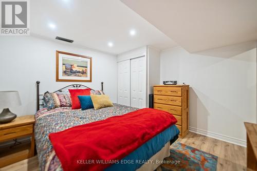 673 Inverary Road, Burlington, ON - Indoor Photo Showing Bedroom