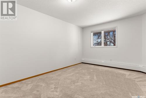 112 2550 25Th Avenue, Regina, SK - Indoor Photo Showing Other Room