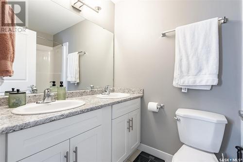 1629 Richardson Road, Saskatoon, SK - Indoor Photo Showing Bathroom