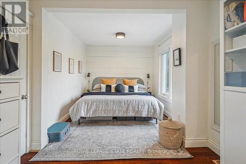 55 Balmoral Avenue N, Hamilton, ON - Indoor Photo Showing Bedroom