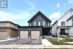 1514 DREW STREET  London, ON N5V 0C2