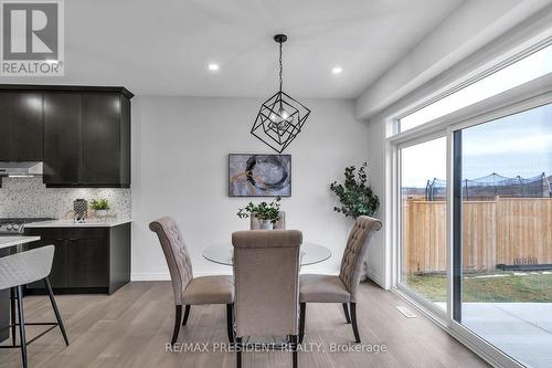 1514 Drew Street, London, ON - Indoor Photo Showing Dining Room