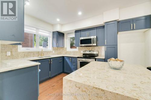 126 Walter Street, Kitchener, ON - Indoor Photo Showing Kitchen With Upgraded Kitchen