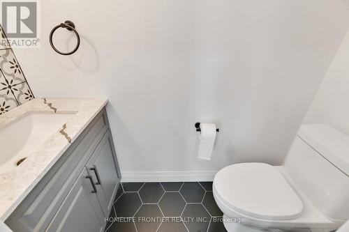 126 Walter Street, Kitchener, ON - Indoor Photo Showing Bathroom