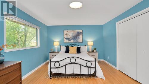 24 Longbow Place, London, ON - Indoor Photo Showing Bedroom