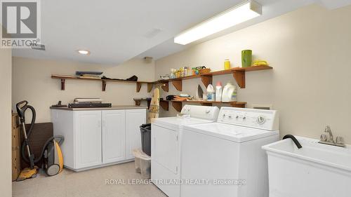 24 Longbow Place, London, ON - Indoor Photo Showing Laundry Room