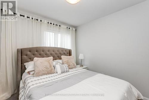 31 Lakepointe Drive, Ottawa, ON - Indoor Photo Showing Bedroom