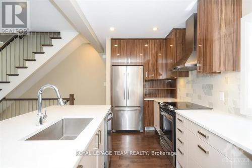 82 Empress Avenue, Ottawa, ON - Indoor Photo Showing Kitchen With Stainless Steel Kitchen With Double Sink With Upgraded Kitchen