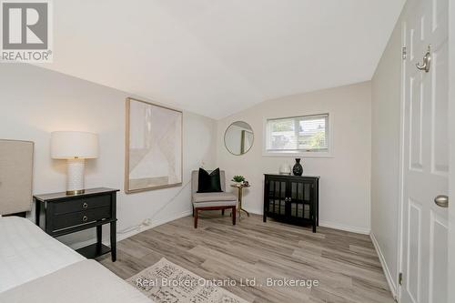 262 Pine Street, Milton (Old Milton), ON - Indoor Photo Showing Bedroom