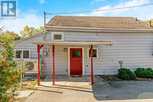 262 Pine Street, Milton (Old Milton), ON - Outdoor