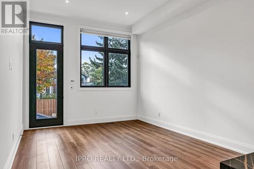 323 Mortimer Avenue, Toronto, ON - Indoor Photo Showing Other Room