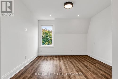 323 Mortimer Avenue, Toronto, ON - Indoor Photo Showing Other Room