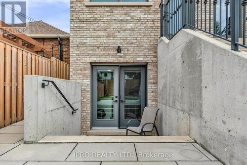 323 Mortimer Avenue, Toronto, ON - Outdoor With Exterior