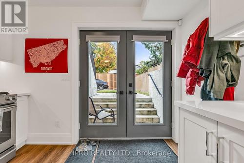 323 Mortimer Avenue, Toronto, ON - Indoor Photo Showing Other Room