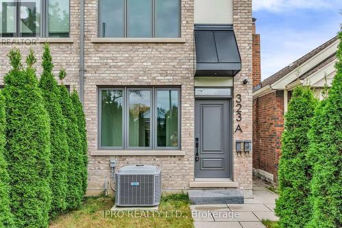 323 Mortimer Avenue, Toronto, ON - Outdoor With Facade