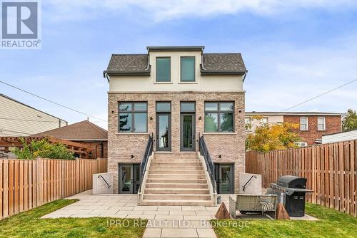 323 Mortimer Avenue, Toronto, ON - Outdoor