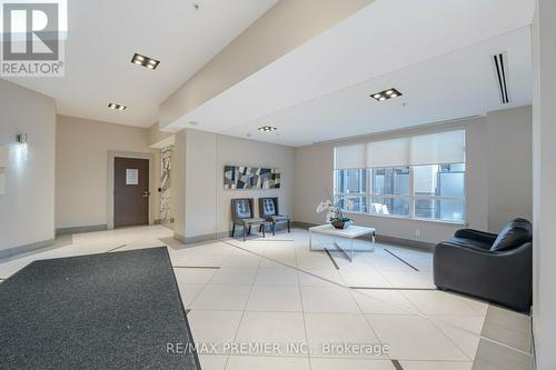 108 - 85 North Park Road, Vaughan, ON - Indoor